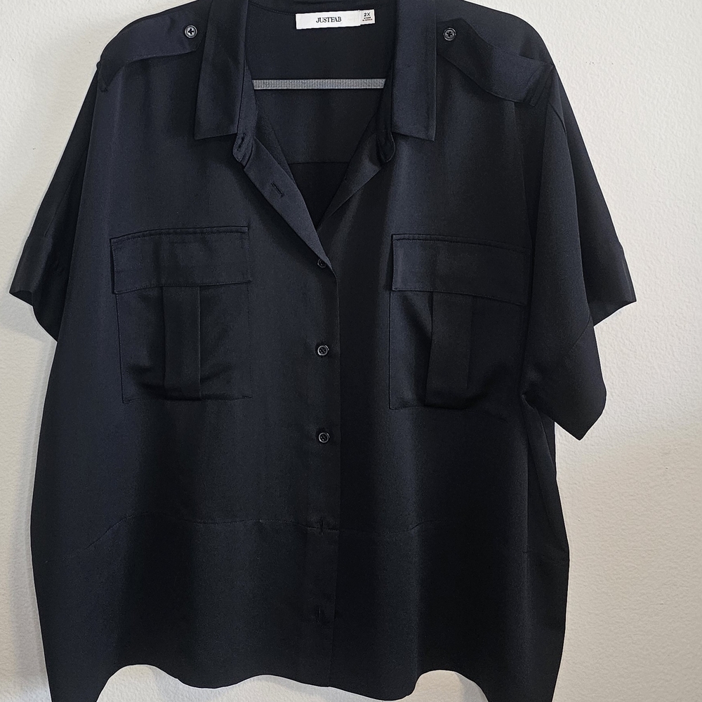 JUST FAB Satin Black Button-Up Cropped Shirt-2X-New
